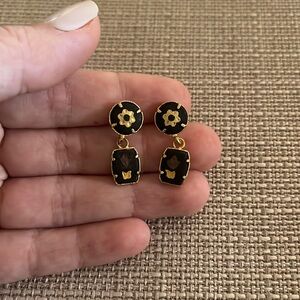 Gold tone damascene earrings
